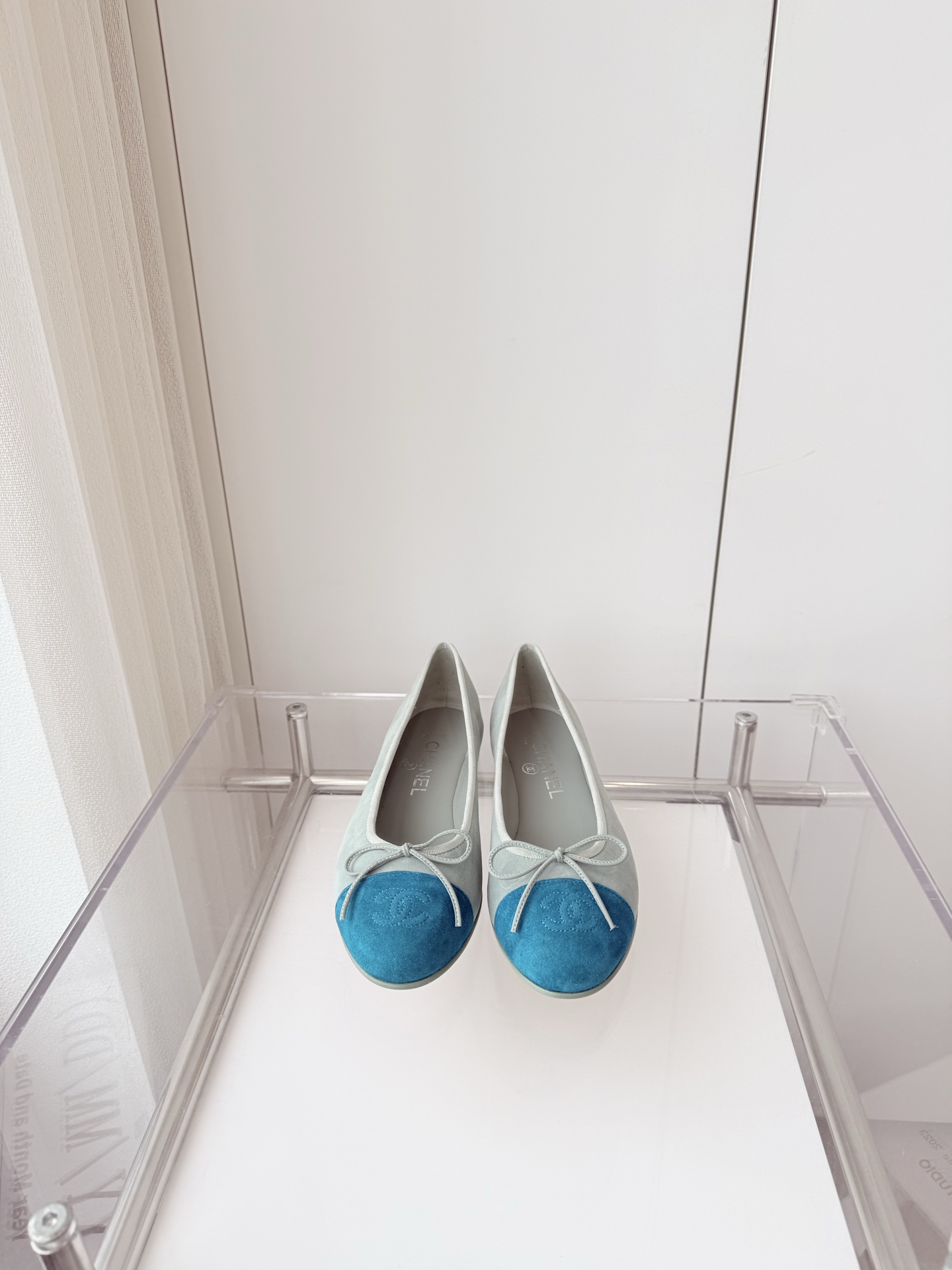 NO:259899,CHANEL classic ballet shoes leather sole SIZE34 35 35.5 36 36.5 37 37.5 38 38.5 39 39.5 40 40.5 41 41.5 (34-40-41-42 customized, no return or exchange) l, ballet shoes, chanel19860909CHANEL经典芭蕾舞鞋 皮底 SIZE34 35 35.5 36 36.5 37 37.5 38 38.5 39 39.5 40 40.5 41 41.5（34-40-41-42订做,不退换）l,芭蕾舞鞋,chanel,Women's Shoes