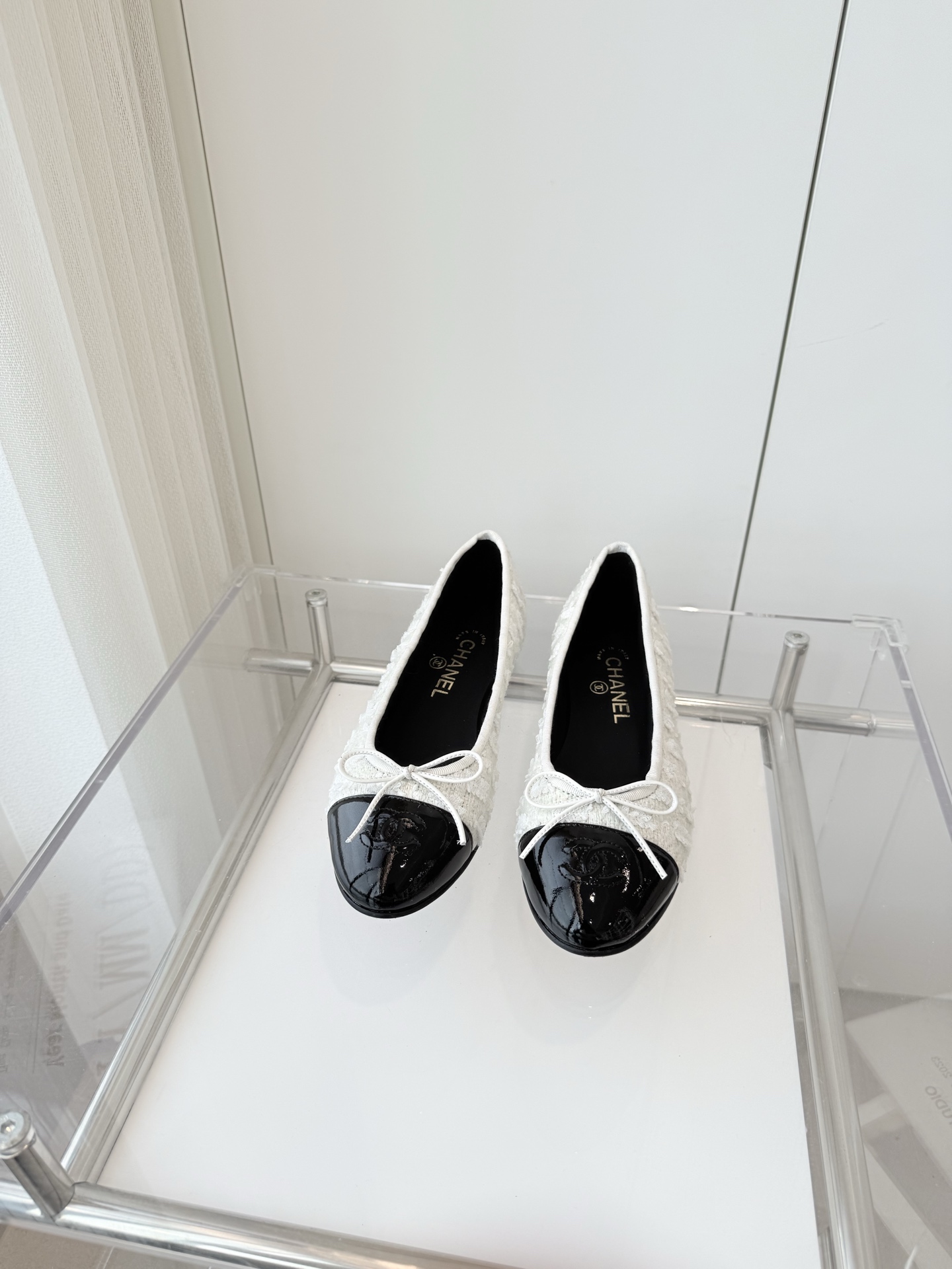 NO:259906,CHANEL lace shoes leather sole SIZE34 35 35.5 36 36.5 37 37.5 38 38.5 39 39.5 40 40.5 41 41.5 (34-40-41-42, no return or exchange), ballet shoes, chanel19860909CHANEL蕾舞鞋 皮底 SIZE34 35 35.5 36 36.5 37 37.5 38 38.5 39 39.5 40 40.5 41 41.5（34-40-41-42订做,不退换）,芭蕾舞鞋,chanel,Women's Shoes