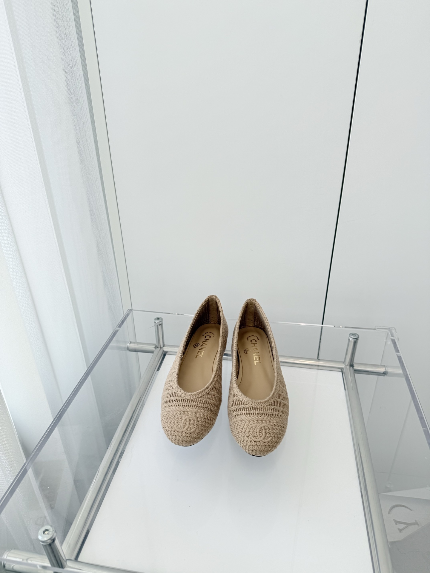 NO:259885,Xiaoxiang's new spring 2025 ~~~Xiaoxiang high heel sandals!  Copy the same as original version 11!  Non-market ordinary version. Fabric fabric inner sheepskin heel height 1cm size 35-39 (40 custom made without return or exchange), ballet shoes, sandals, sheepskin19860909小香2025春季新品 ～～～小香高跟凉鞋！同原版11复制！非市场普通版本. 面料织物 内里羊皮 跟高1cm 码数35-39（40定做不退换）,芭蕾舞鞋,sandals,sheepskin,Women's Shoes