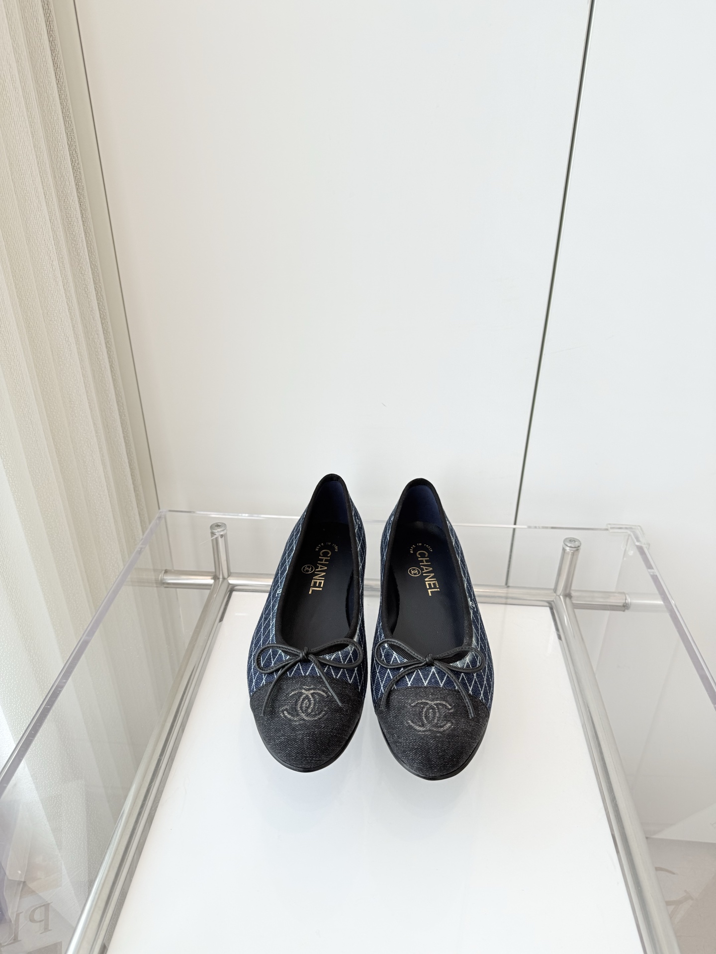 NO:259882,CHANEL classic ballet shoes leather sole SIZE34 35 35.5 36 36.5 37 37.5 38 38.5 39 39.5 40 40.5 41 41.5 (34-40-41-42 customized, no return or exchange), ballet shoes, chanel19860909CHANEL经典芭蕾舞鞋 皮底 SIZE34 35 35.5 36 36.5 37 37.5 38 38.5 39 39.5 40 40.5 41 41.5（34-40-41-42订做,不退换）,芭蕾舞鞋,chanel,Women's Shoes