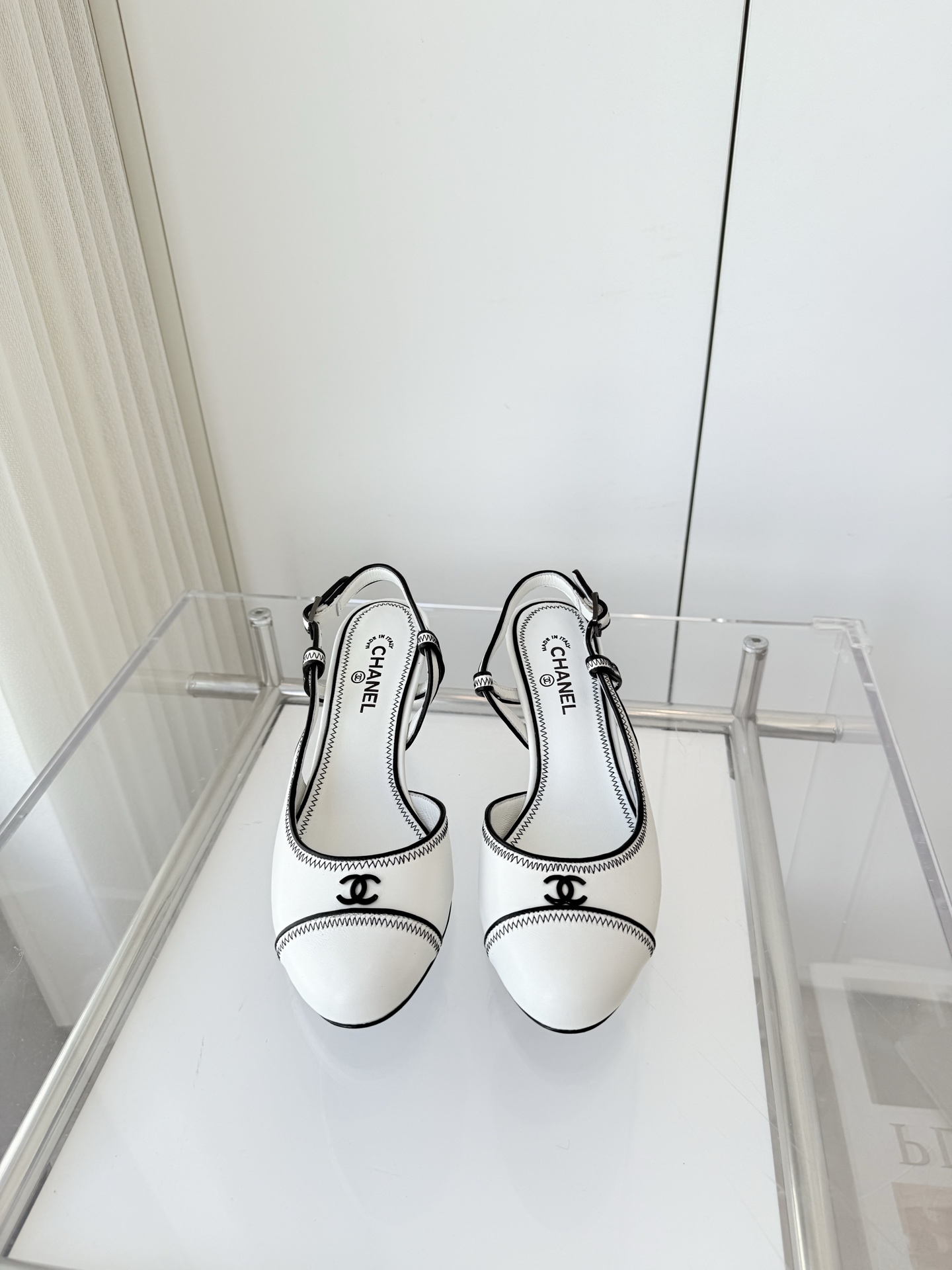 NO:444522,Xiaoxiang's new spring 2025 ~~~Xiaoxiang high heel sandals!  Copy the same as original version 11!  Non-market ordinary version. Fabric sheepskin inner sheepskin heel height 6.5cm size 35-39 (40 custom made without return or exchange), high heels sandals, sandals, high heels, sheepskin19860909小香2025春季新品 ～～～小香高跟凉鞋！同原版11复制！非市场普通版本. 面料羊皮 内里羊皮 跟高6.5cm 码数35-39（40定做不退换）,高跟鞋凉鞋,sandals,high heels,sheepskin,Women's Shoes