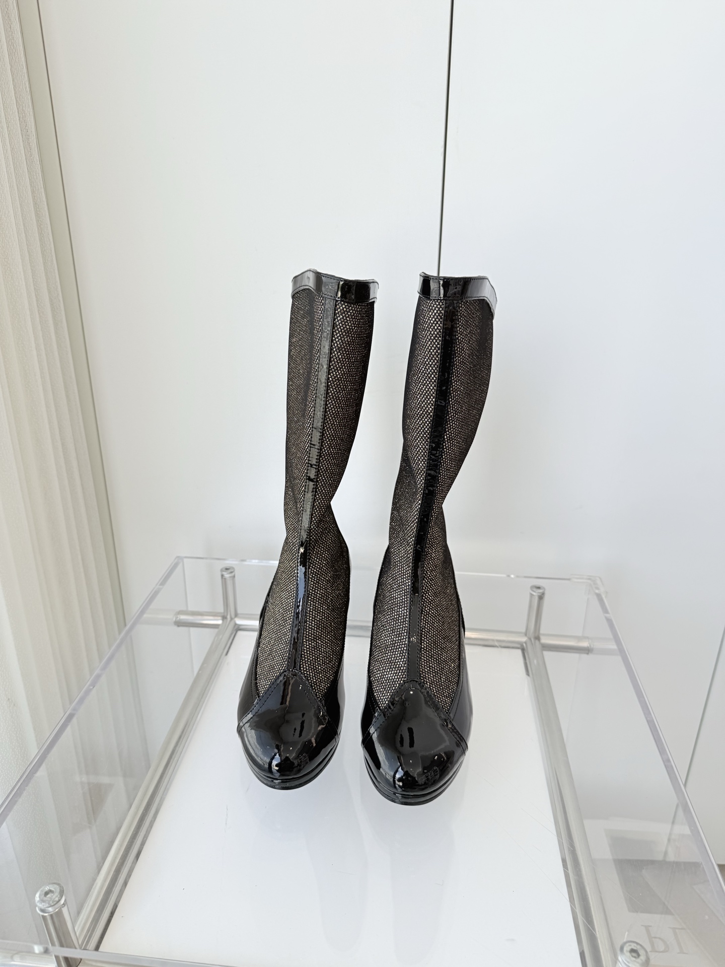 NO:444588,Xiaoxiang 2025 new boots ~~~ Exclusive recommendation, the highest version in the market~~~ Original 11 customization, fabric cowhide or fabric inner sheep lining, large sole, heel height 5cm, cylinder height 10 inches, size 35-39 (40 custom made without return), boots, boots, cowhide19860909小香2025新款靴子 ～～～独家推荐,市场最高版～～～原版11定制, 面料牛皮or织物 内里羊里 大底皮底 跟高5cm 筒高10寸 码数35-39（40定做不退换）,靴子,boots,cowhide,Women's Shoes