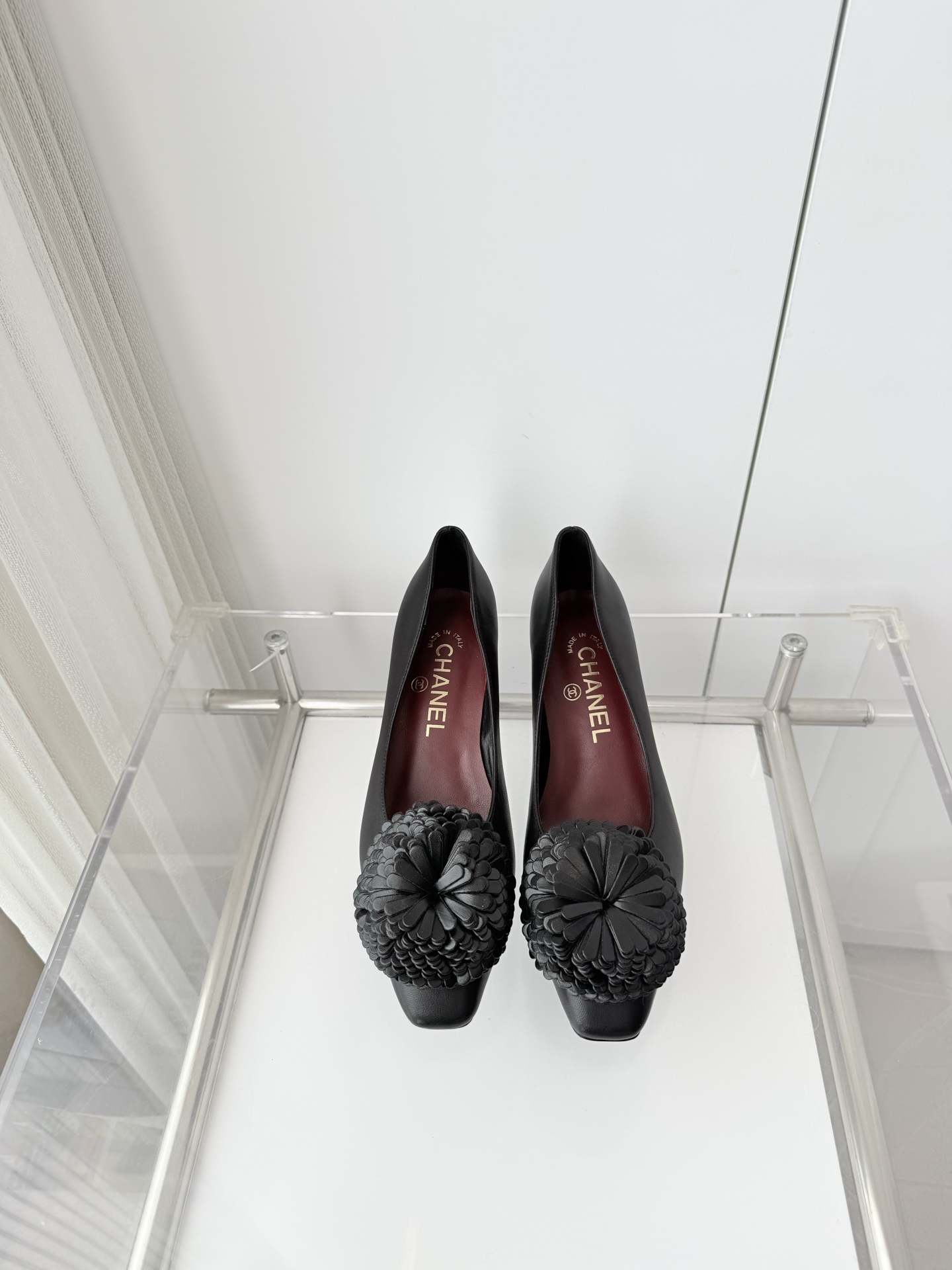 NO:788205,Xiaoxiang's 2026 early spring new product ~~~The highest version on the market~~~11 copies of the original version!  Non-market ordinary version. Fabric sheepskin, sheepskin lining, Italian leather outsole, heel height 5cm, size 35-39 (40, 41, 42 customized, non-refundable), sandals, sandals, sheepskin19860909小香2026早春新品 ～～～市场最高版～～～同原版11复制！非市场普通版本. 面料羊皮 内里羊皮 大底意大利皮底 跟高5cm 码数35-39（40、41 42定做不退换）,凉鞋单鞋,sandals,sheepskin,Women's Shoes