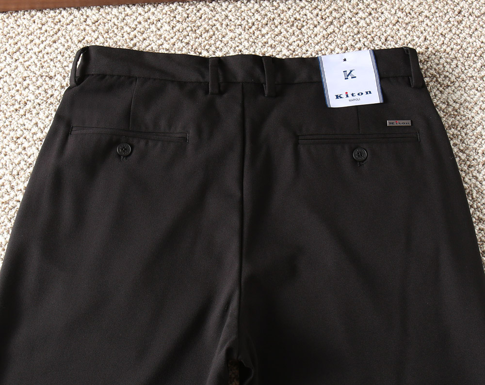 Kiton2025SS Men’s Shorts: Unholy Style with Impeccable Craftsmanship & Strong Brand Identity - 图片 7