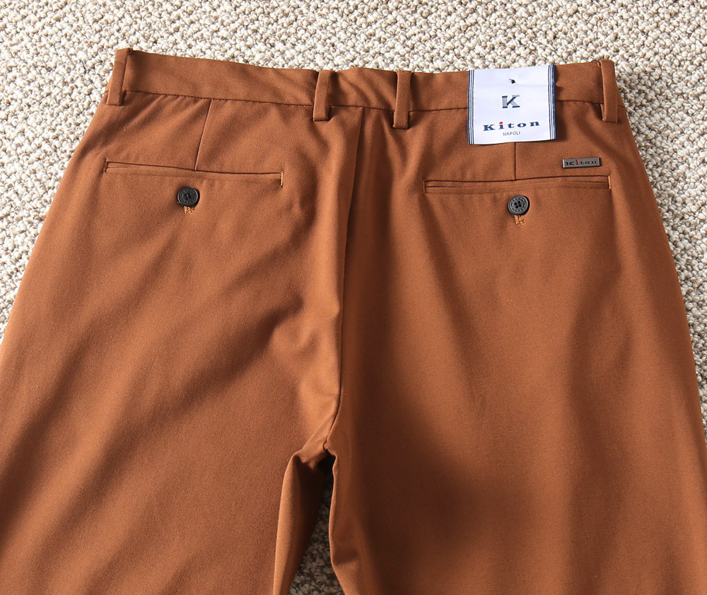 Kiton2025SS Men’s Shorts: Unchallenged Style Blending Craft and Aesthetics, Excellent Detail and Quality. - 图片 8