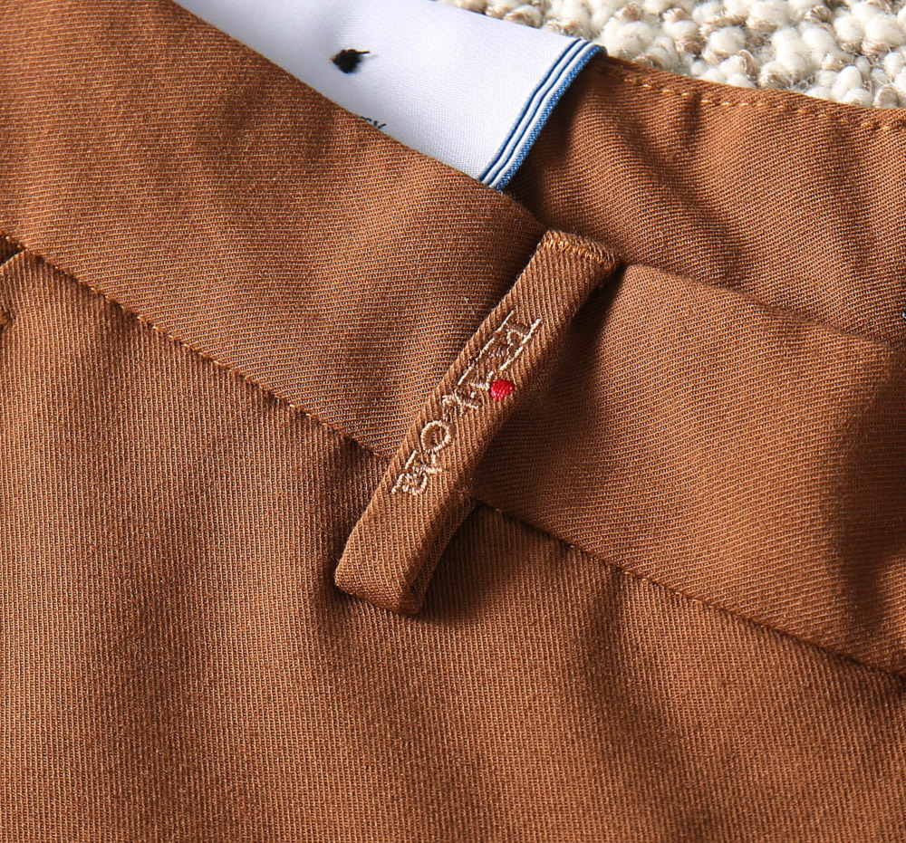 Kiton2025SS Men’s Shorts: Unchallenged Style Blending Craft and Aesthetics, Excellent Detail and Quality. - 图片 7