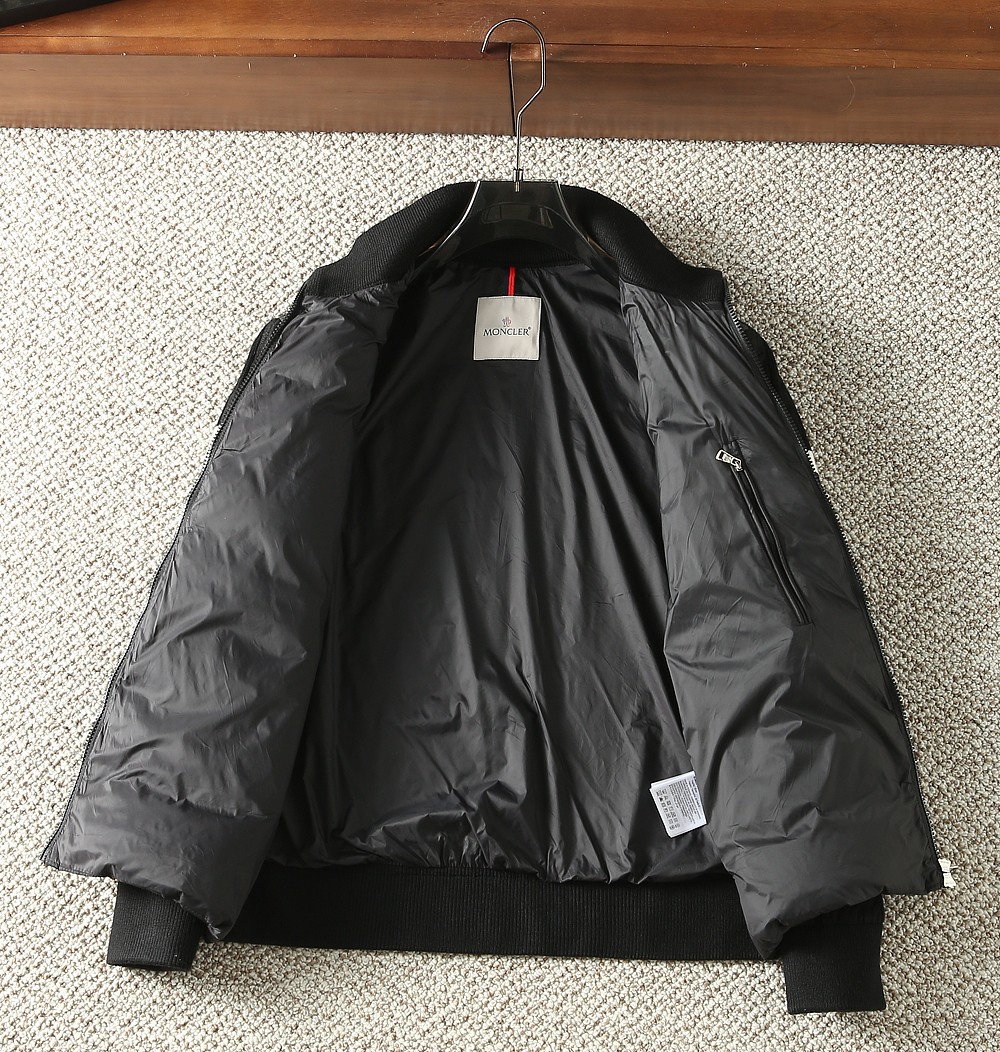   蒙口Moncler 羽绒服2025最新款时尚设计师款羊毛针织羽绒服，处处细节显工艺足够的高级   结