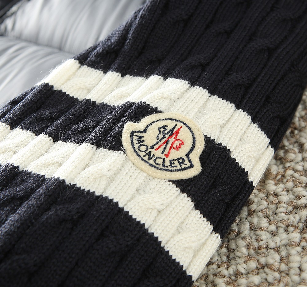   蒙口Moncler 羽绒服2025最新款时尚设计师款羊毛针织羽绒服，处处细节显工艺足够的高级   结