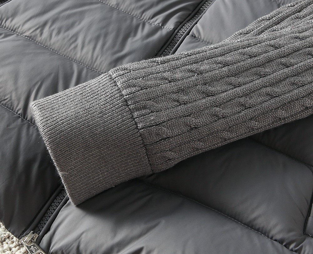   蒙口Moncler 羽绒服2025最新款时尚设计师款羊毛针织羽绒服，处处细节显工艺足够的高级   结