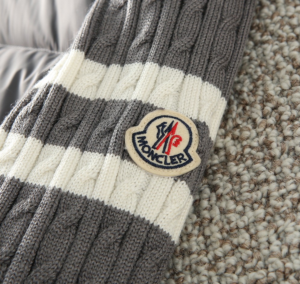   蒙口Moncler 羽绒服2025最新款时尚设计师款羊毛针织羽绒服，处处细节显工艺足够的高级   结
