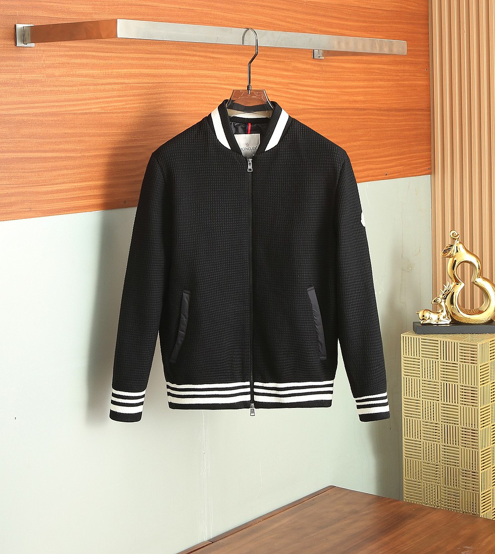 NO:518620,2025 autumn and winter new knitted down jacket Original 1:1 custom hardware accessories are fully imported and customized. Welcome to counter comparison. Absolutely high quality. Use top-grade 90 white duck down, super soft, fluffy and full, super heavy fabric with a perfect fit, pay attention to the super comfortable fabric, Exclusive model, non-market goods, same size for men and women. Number of sizes. XXXL/776,, down jacket, alexander wang198609092025秋冬新款针织羽绒服 原版1:1订制五金配件全进口原版定制 欢迎专柜对比 绝对的高品质 采用顶级90白鸭绒 超柔软 充羽量蓬松饱满 超级重面料做工杠杠的版型完美 注意面料超舒服 独家款 非市场货 男女同款尺码码数.码数M一XXXL/776,,down jacket,alexander wang,Men's clothing