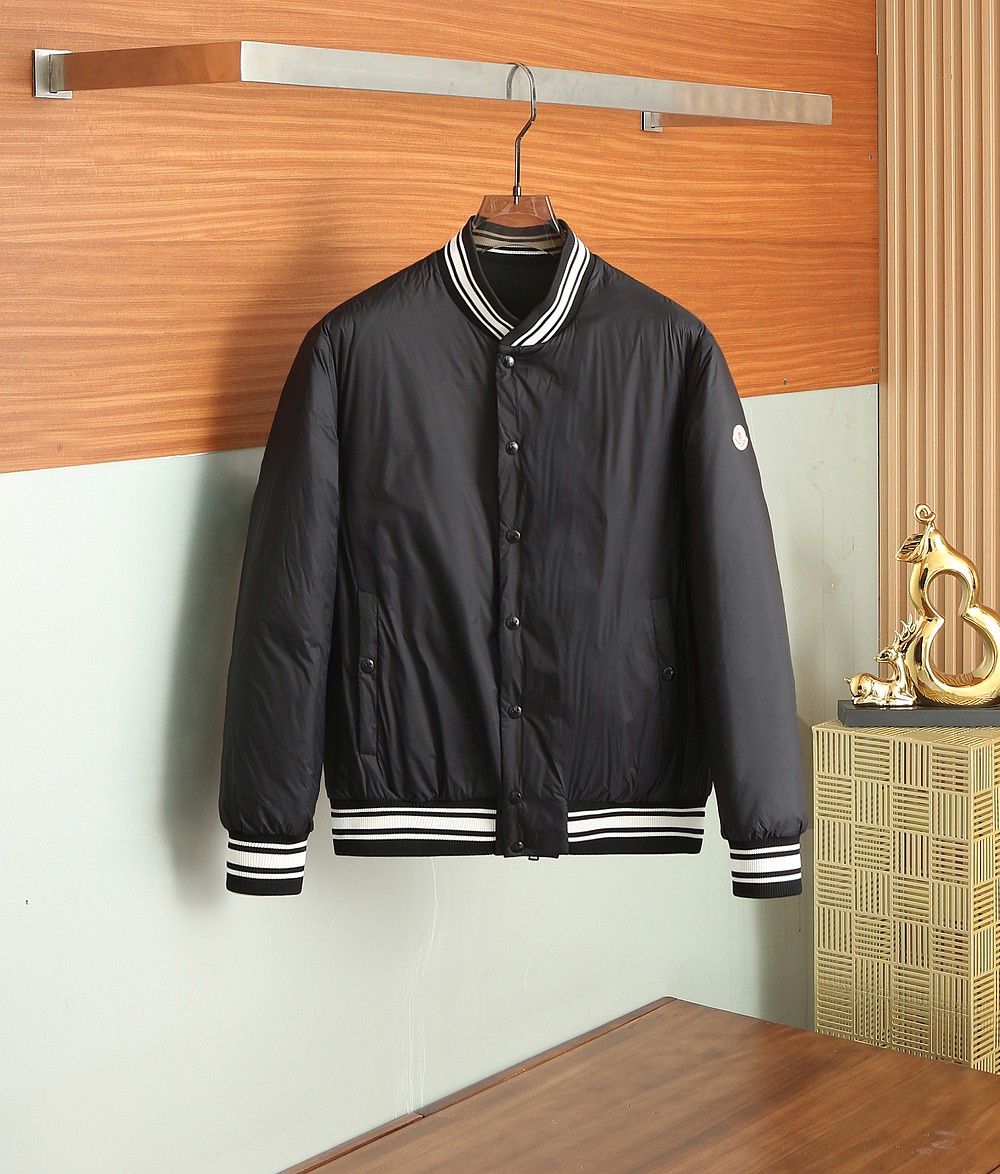 NO:518623,Moncler autumn and winter style 2025 latest fashion designer down jacket jacket wear on both sides. Details everywhere show the design changes of high-end structural tailoring to show the diverse image changes of men, slim and neat, tailoring, meet the popular multi-layered outfits and versatile styles of life!  Number of codes 48-56 /8029, Moncler, jackets & coats, down jacket, alexander wang19860909蒙口Moncler秋冬款2025最新款时尚设计师款羽绒服外套 两面穿.处处细节显工艺足够的高级结构性剪裁的设计改变来展现男士多样的形象变化,修身利落、剪裁合体,满足时下正流行的多层次穿搭,生活百搭款式！ 码数48-56 /8029,,Moncler,jackets & coats,down jacket,alexander wang,Men's clothing