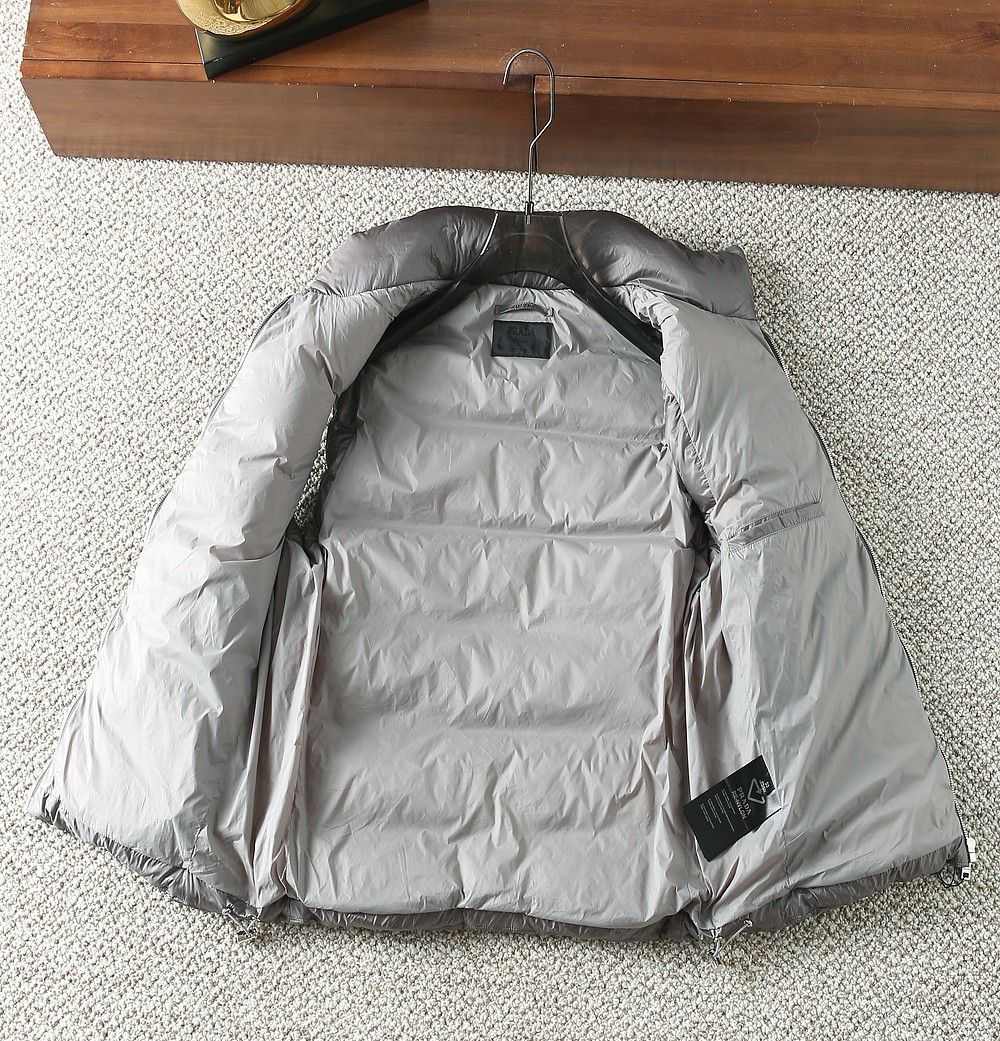 Prada down jacket PRADA 2025 🆕 1 1 95 — photo 9