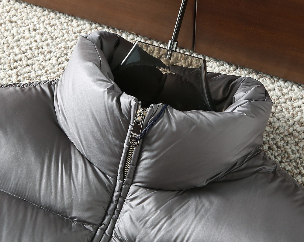 Prada down jacket PRADA 2025 🆕 1 1 95 — photo 4