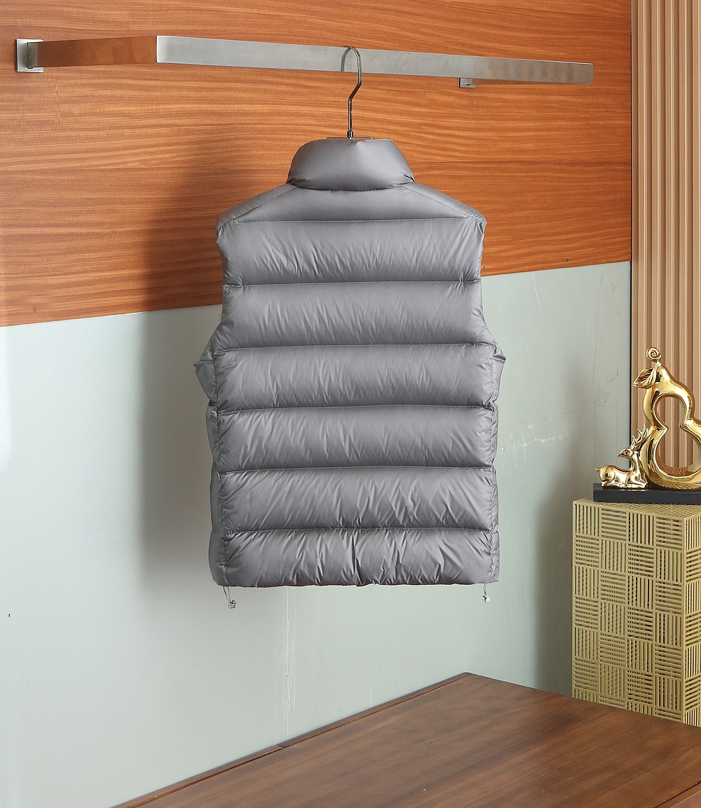 Prada down jacket PRADA 2025 🆕 1 1 95 — photo 2