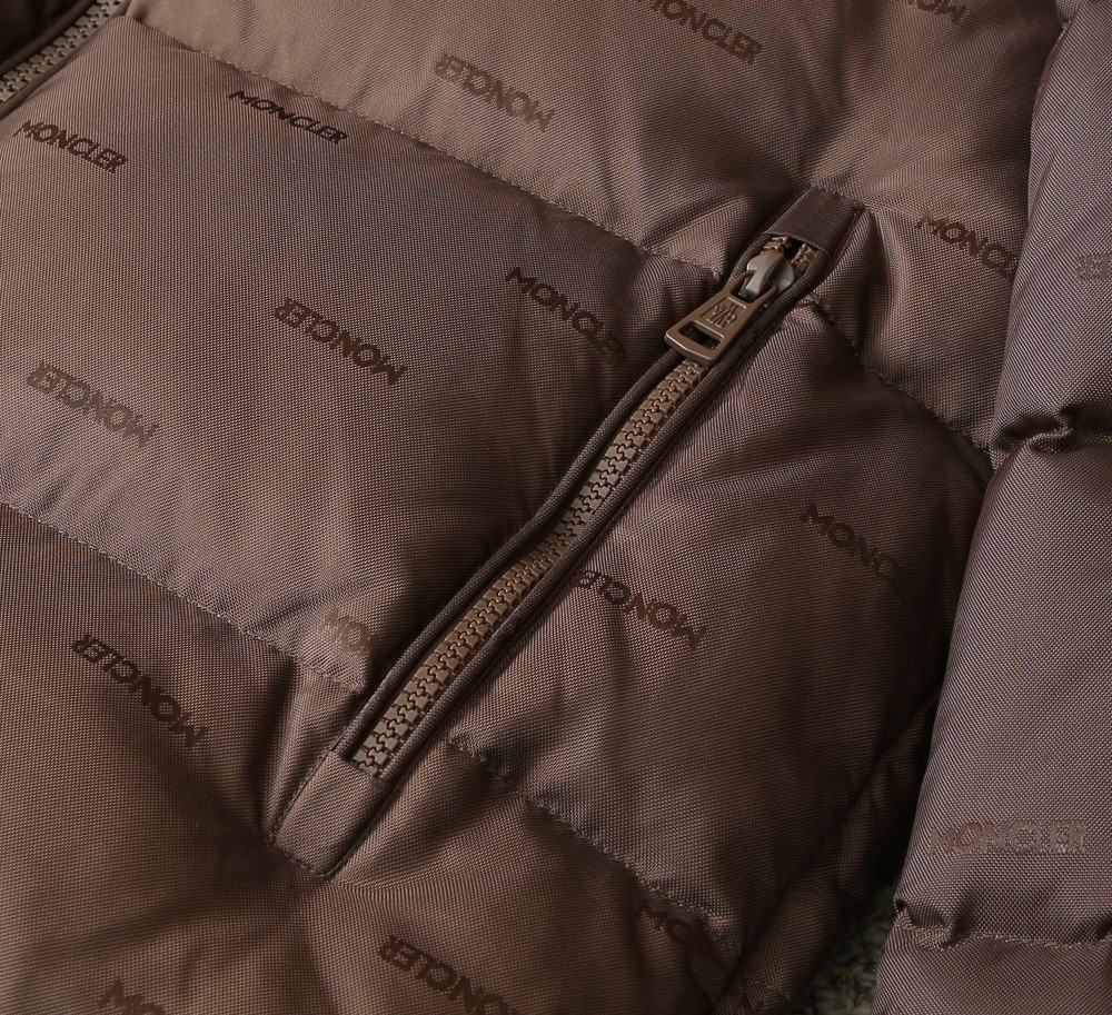 Piumino Moncler H MON*CLER 2025 logo 90 — photo 7