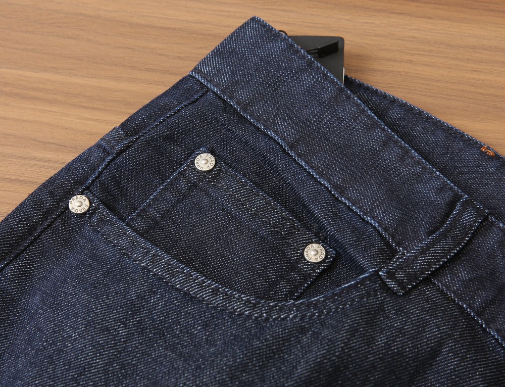 🌾普拉达PRADA2026早春新品男士时装款高端牛仔裤香港洋行渠道货，日本原厂出品，纯血统品质，完美延续