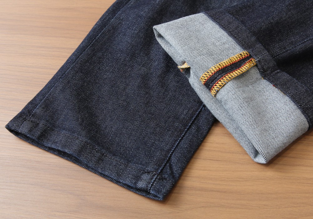 🌾普拉达PRADA2026早春新品男士时装款高端牛仔裤香港洋行渠道货，日本原厂出品，纯血统品质，完美延续