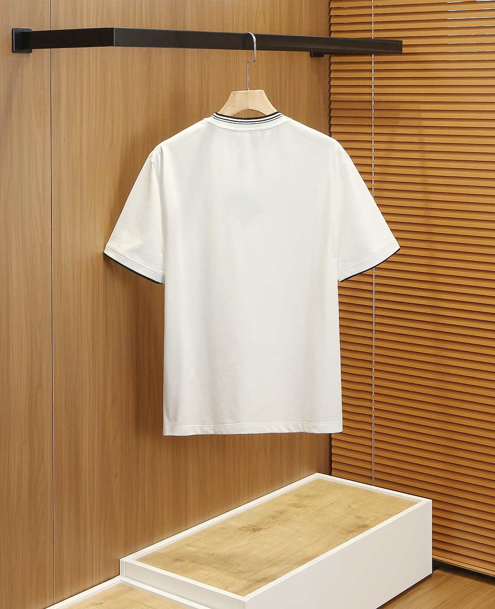 🌾普拉达PRADA2026春夏新款首发专柜最新款短袖圆领T恤 高端订制 设计前卫时尚！品牌logo重工艺