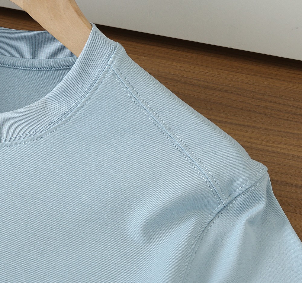 🌾ZZ杰尼亚春夏新款首发专柜最新款短袖圆领T恤 高端订制 设计前卫时尚！品牌logo重工艺设计 高端定制