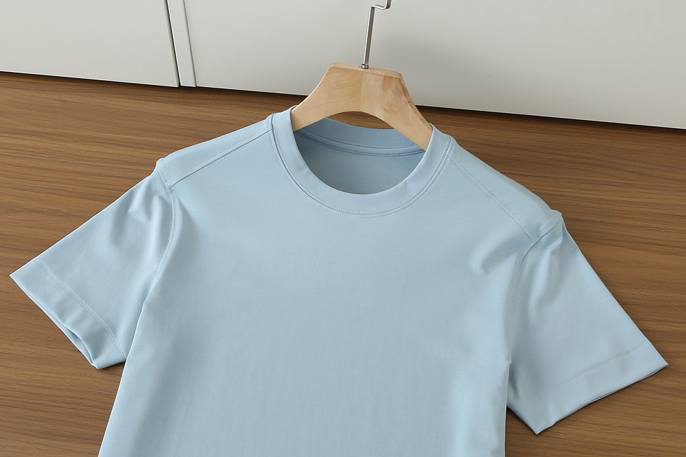 🌾ZZ杰尼亚春夏新款首发专柜最新款短袖圆领T恤 高端订制 设计前卫时尚！品牌logo重工艺设计 高端定制