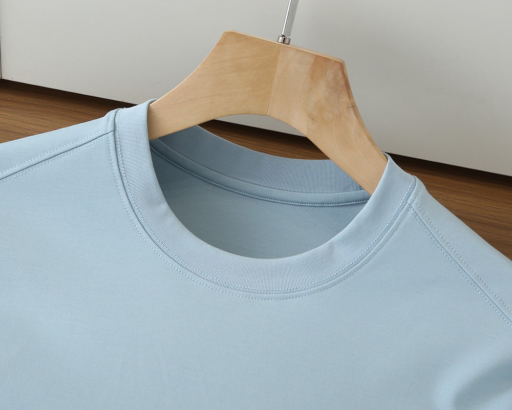 🌾ZZ杰尼亚春夏新款首发专柜最新款短袖圆领T恤 高端订制 设计前卫时尚！品牌logo重工艺设计 高端定制