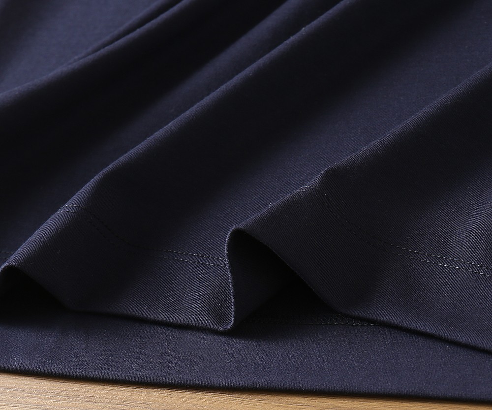 🌾ZZ杰尼亚春夏新款首发专柜最新款短袖圆领T恤 高端订制 设计前卫时尚！品牌logo重工艺设计 高端定制