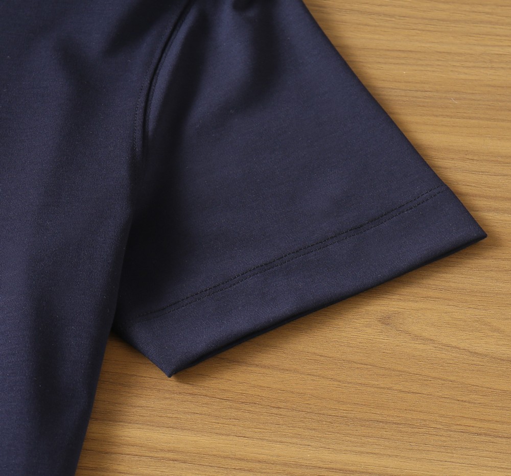 🌾ZZ杰尼亚春夏新款首发专柜最新款短袖圆领T恤 高端订制 设计前卫时尚！品牌logo重工艺设计 高端定制