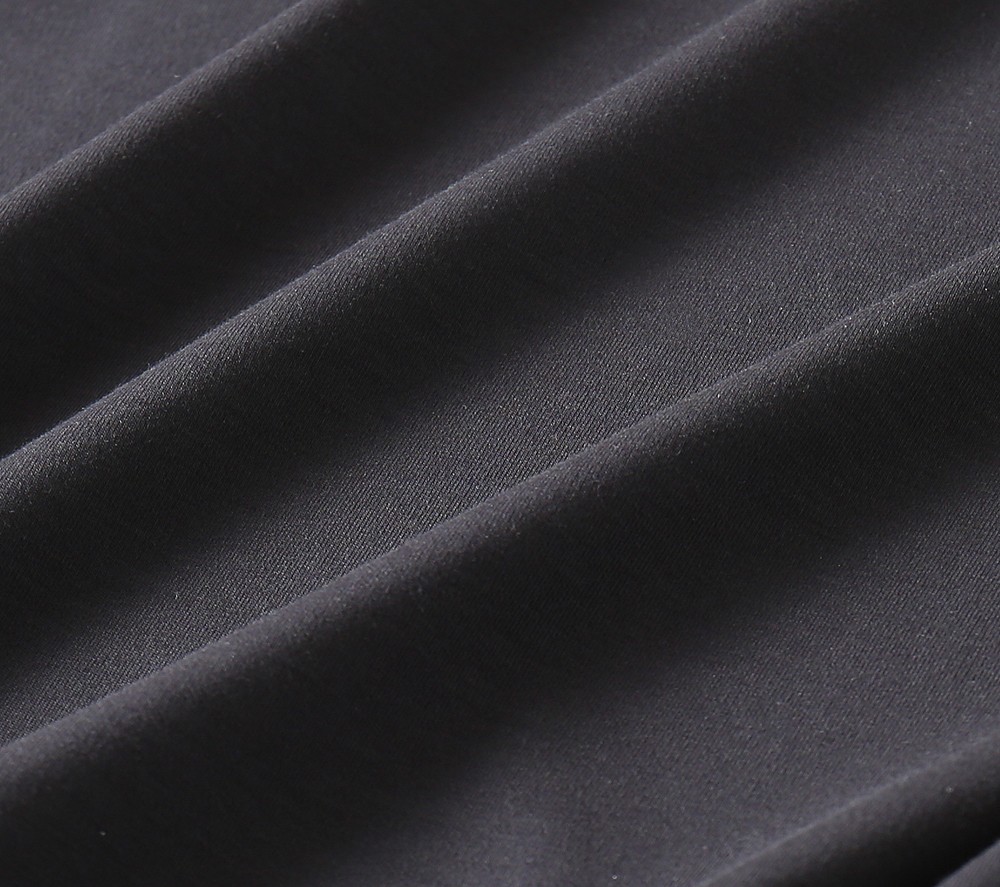 🌾ZZ杰尼亚春夏新款首发专柜最新款短袖圆领T恤 高端订制 设计前卫时尚！品牌logo重工艺设计 高端定制