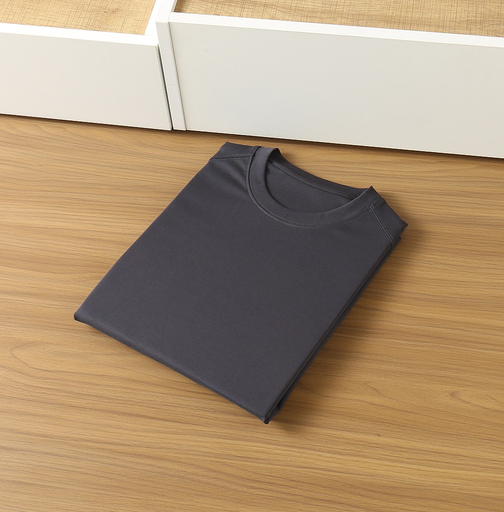 🌾ZZ杰尼亚春夏新款首发专柜最新款短袖圆领T恤 高端订制 设计前卫时尚！品牌logo重工艺设计 高端定制