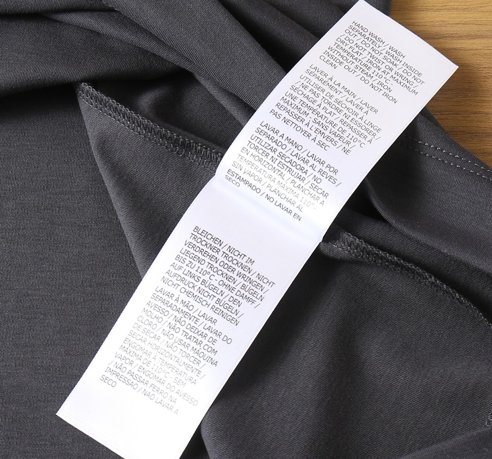 🌾ZZ杰尼亚春夏新款首发专柜最新款短袖圆领T恤 高端订制 设计前卫时尚！品牌logo重工艺设计 高端定制