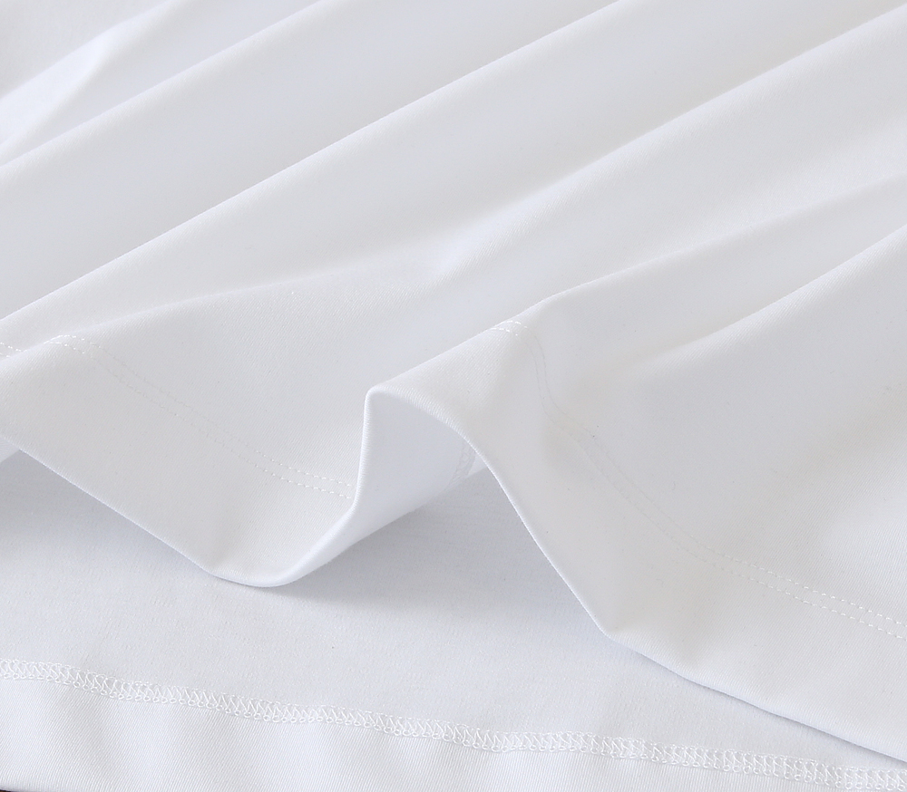 🌾普拉达P家春夏新款首发专柜最新款短袖圆领T恤 高端订制 设计前卫时尚！高端定制匹马棉＋桑蚕丝＋莫代尔面