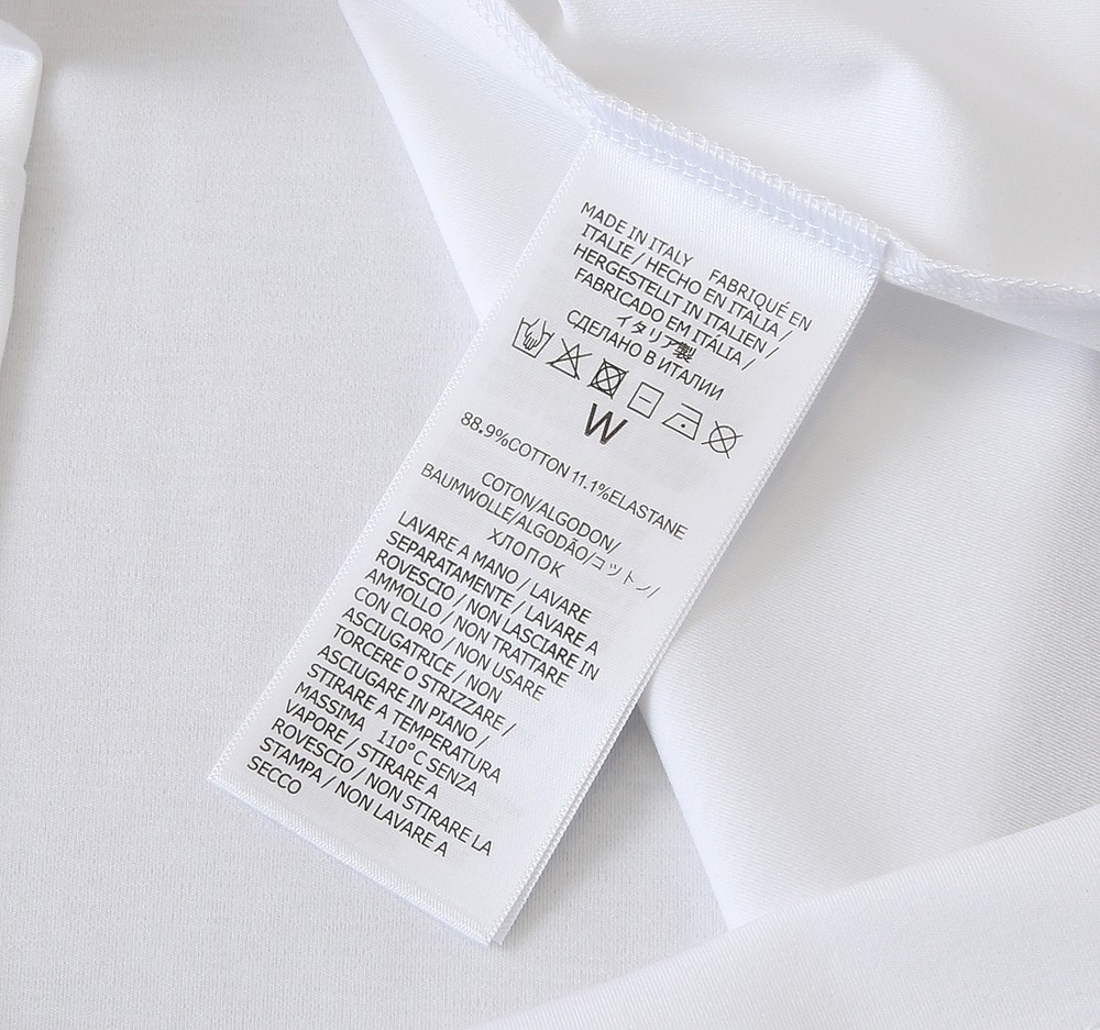 🌾普拉达P家春夏新款首发专柜最新款短袖圆领T恤 高端订制 设计前卫时尚！高端定制匹马棉＋桑蚕丝＋莫代尔面