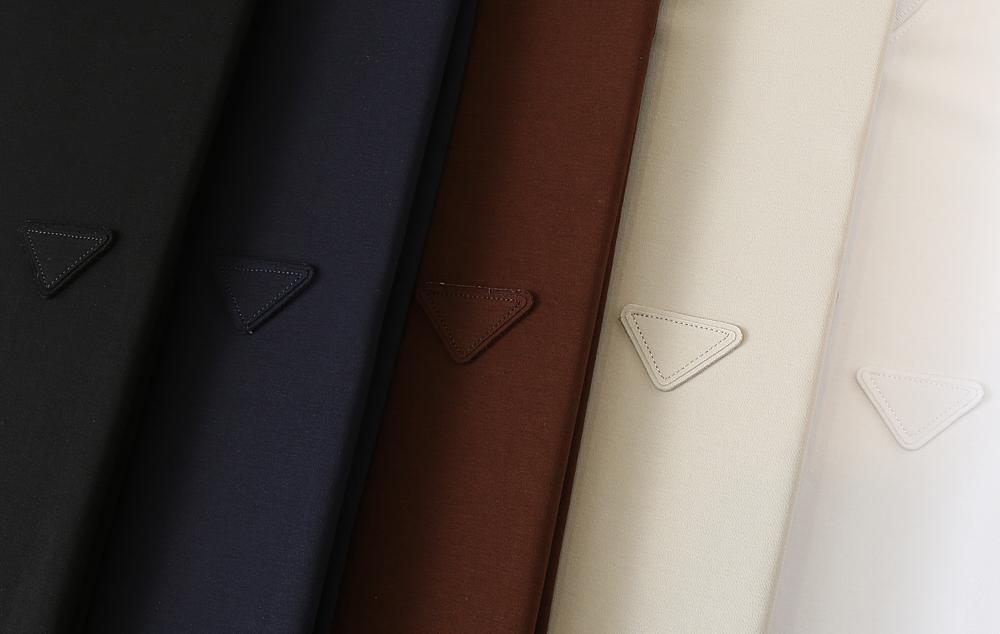 🌾普拉达短袖尺寸表……T006