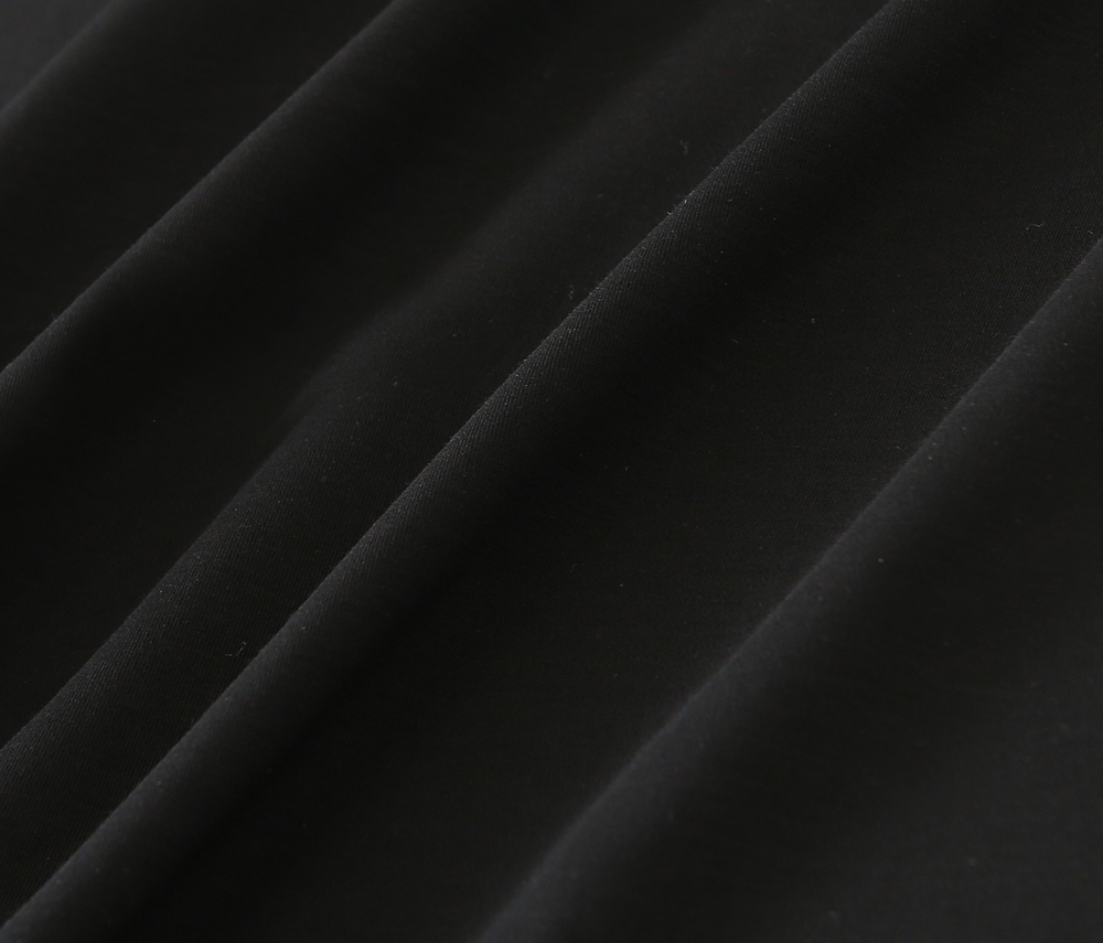 🌾普拉达P家经典翻领Polo春夏新款首发专柜最新款高端订制 高端定制匹马棉＋桑蚕丝＋莫代尔面料.手感柔软