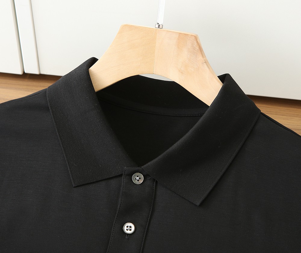 🌾普拉达P家经典翻领Polo春夏新款首发专柜最新款高端订制 高端定制匹马棉＋桑蚕丝＋莫代尔面料.手感柔软