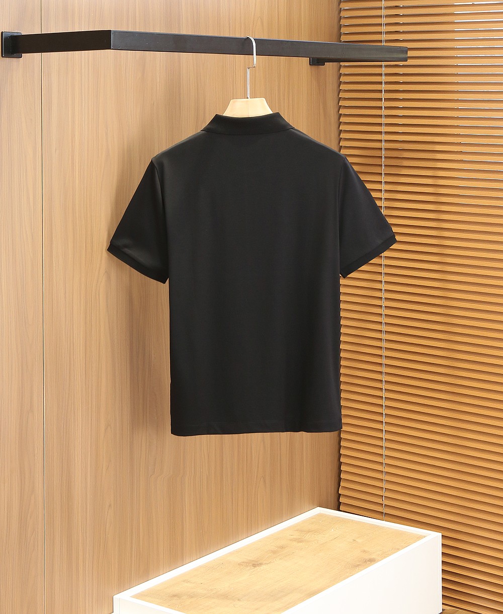 🌾普拉达P家经典翻领Polo春夏新款首发专柜最新款高端订制 高端定制匹马棉＋桑蚕丝＋莫代尔面料.手感柔软