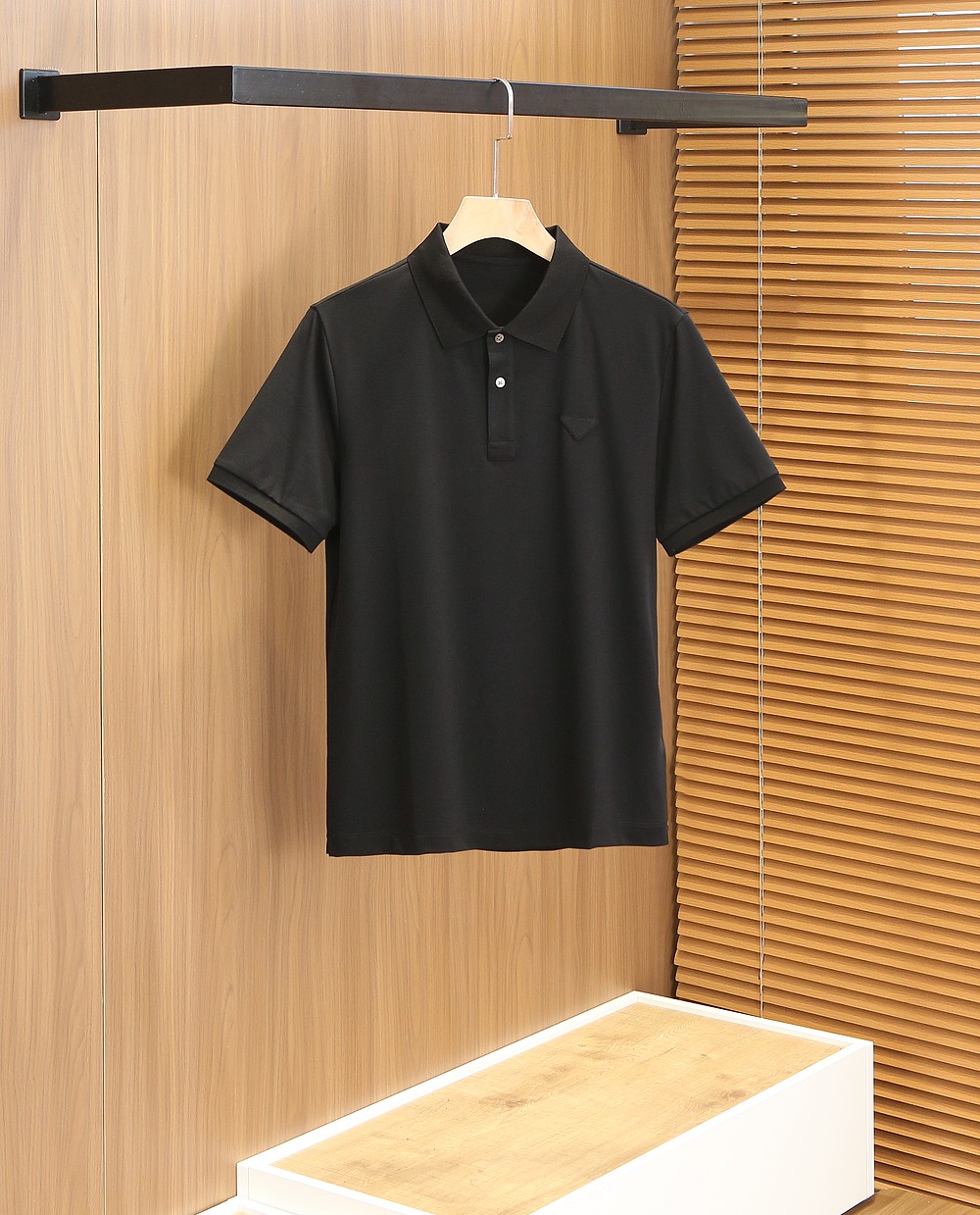 🌾普拉达P家经典翻领Polo春夏新款首发专柜最新款高端订制 高端定制匹马棉＋桑蚕丝＋莫代尔面料.手感柔软