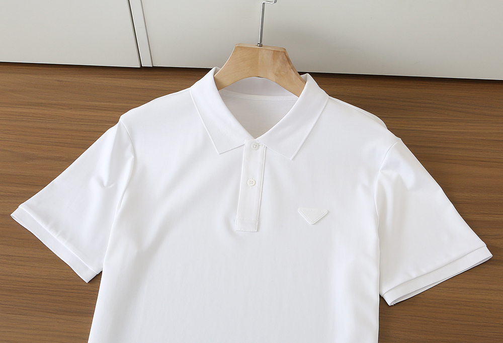 🌾普拉达P家经典翻领Polo春夏新款首发专柜最新款高端订制 高端定制匹马棉＋桑蚕丝＋莫代尔面料.手感柔软