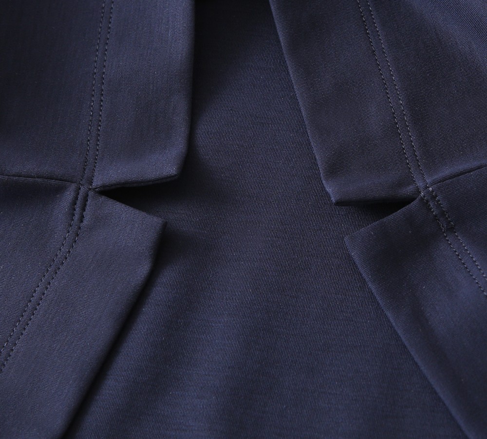 🌾普拉达P家经典翻领Polo春夏新款首发专柜最新款高端订制 高端定制匹马棉＋桑蚕丝＋莫代尔面料.手感柔软