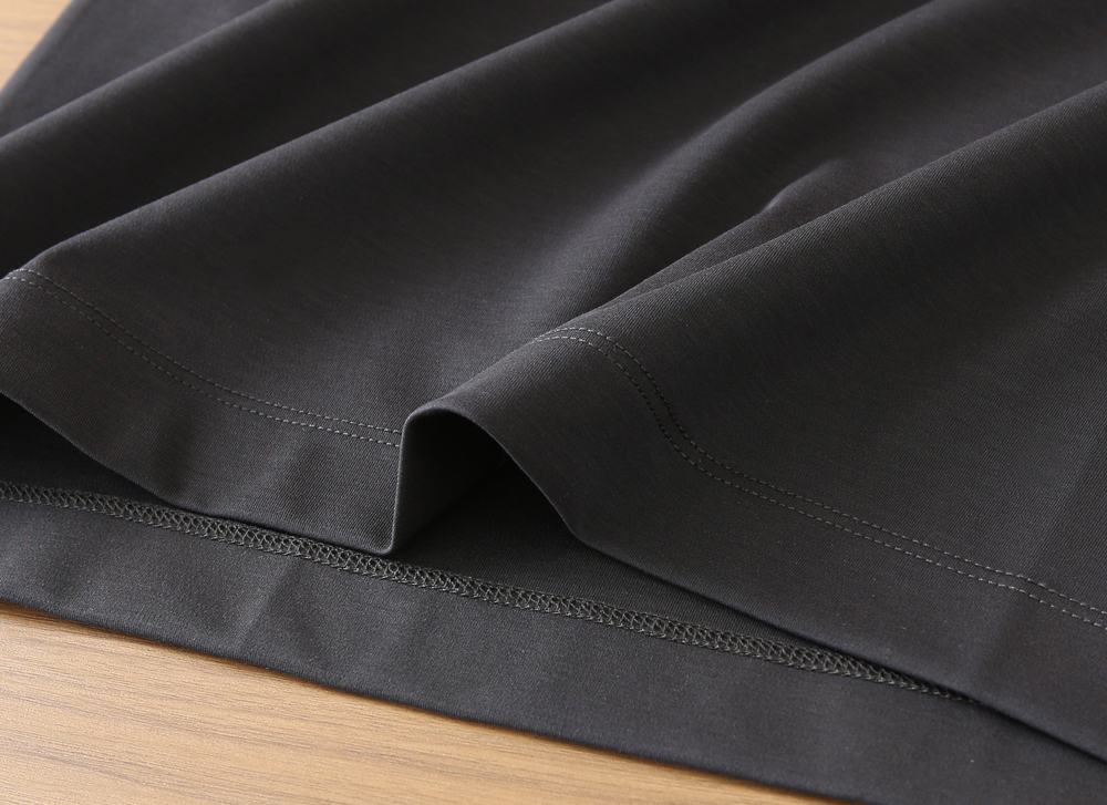 🌾普拉达P家经典翻领Polo春夏新款首发专柜最新款高端订制 高端定制匹马棉＋桑蚕丝＋莫代尔面料.手感柔软