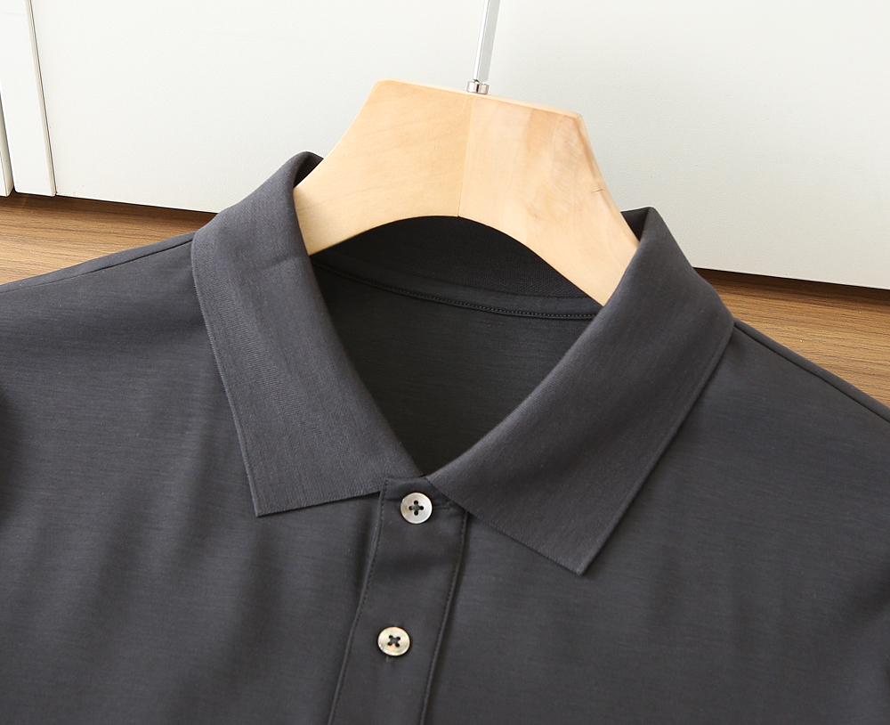 🌾普拉达P家经典翻领Polo春夏新款首发专柜最新款高端订制 高端定制匹马棉＋桑蚕丝＋莫代尔面料.手感柔软