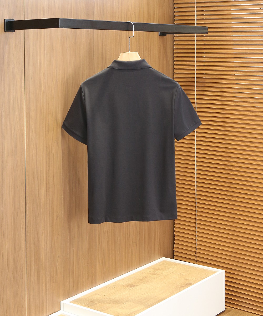 🌾普拉达P家经典翻领Polo春夏新款首发专柜最新款高端订制 高端定制匹马棉＋桑蚕丝＋莫代尔面料.手感柔软