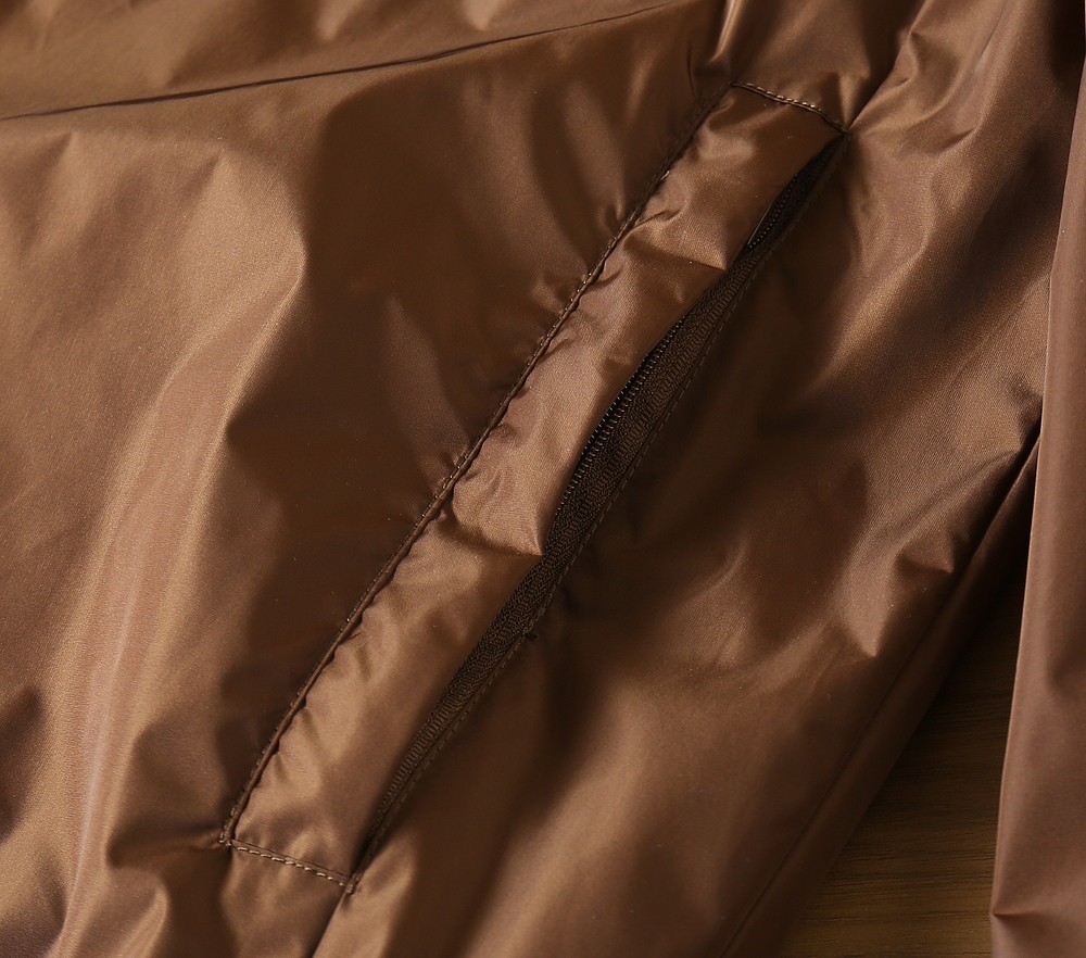 🌾2026SS早春新款普拉达最新设计款 秀场新品‼品相非常完美，三标齐全色泽饱满诱人，非常出彩的设计，轻