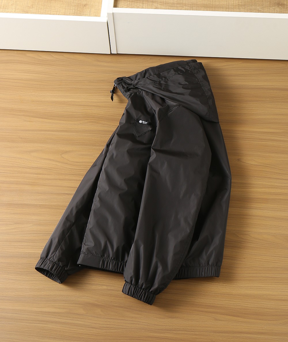 🌾普拉达连帽风衣外套尺寸表……J-2202