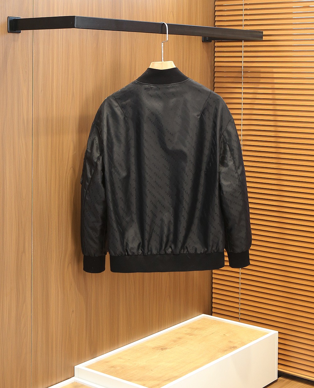 🌾2026SS早春新款普拉达最新设计款 秀场新品‼品相非常完美，三标齐全色泽饱满诱人，非常出彩的设计，轻