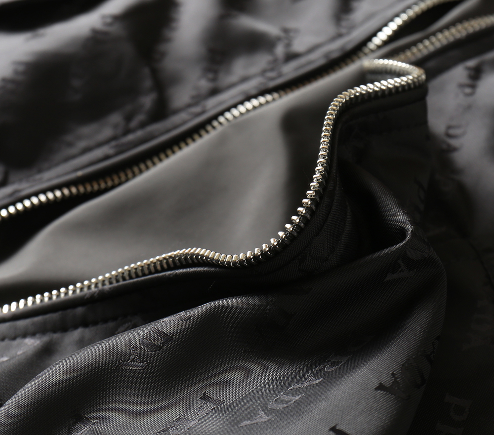 🌾普拉达棒球领夹克尺寸表……J-2282