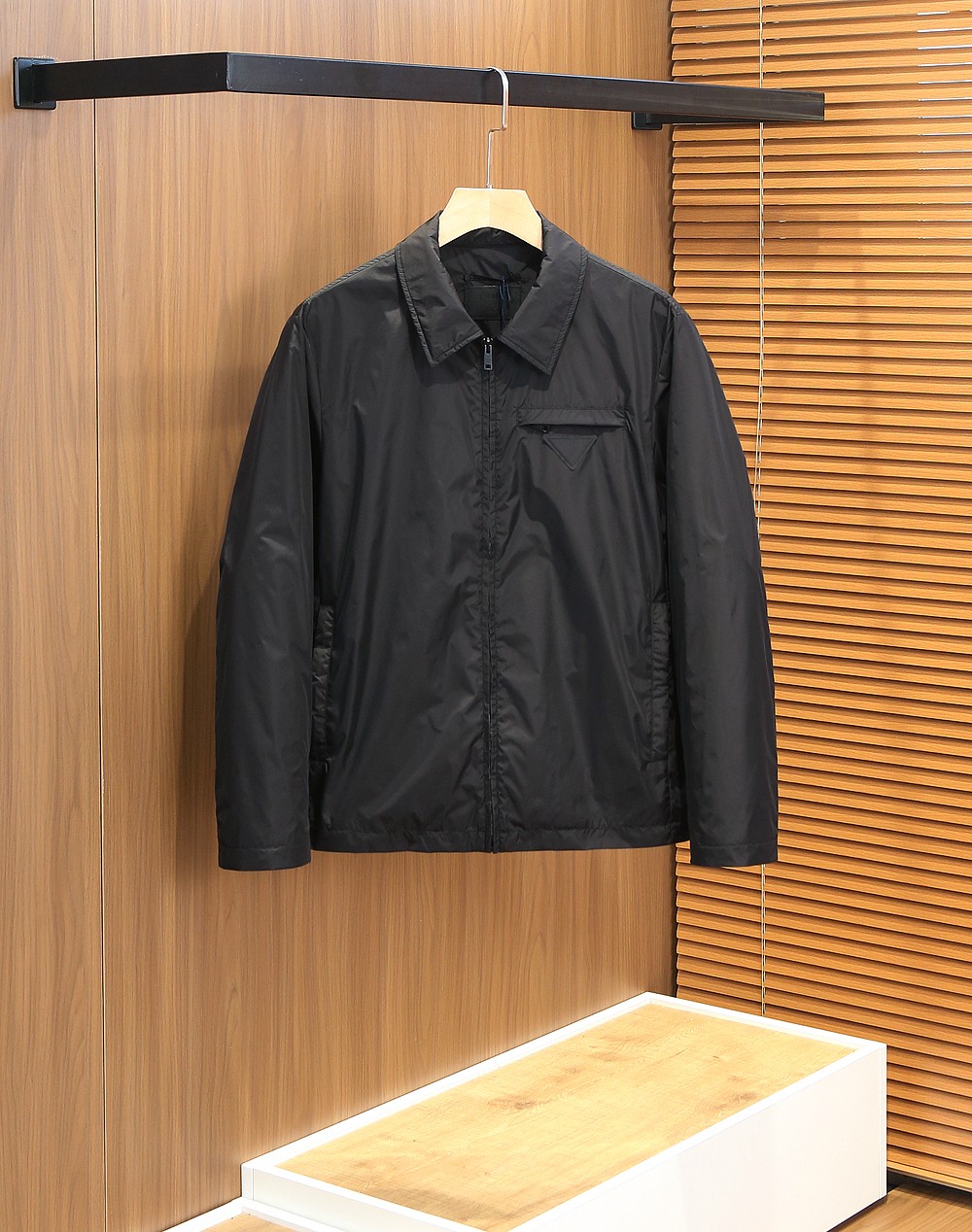 🌾2026SS早春新款普拉达最新设计款 秀场新品‼品相非常完美，三标齐全色泽饱满诱人，非常出彩的设计，轻