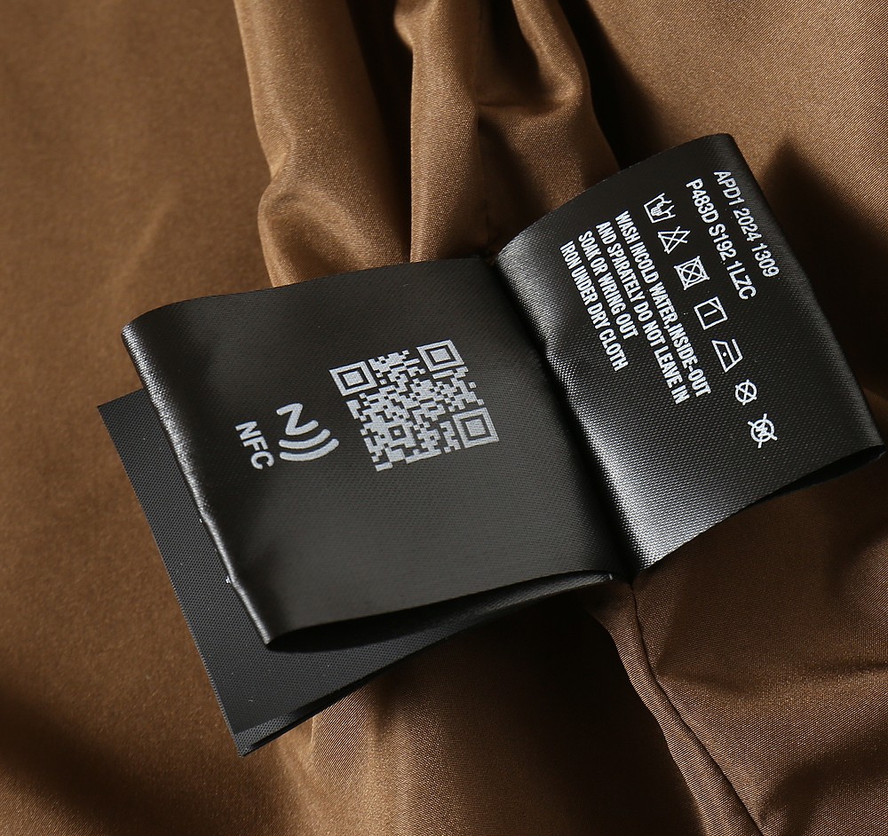 🌾普拉达夹克尺寸表……J-2201