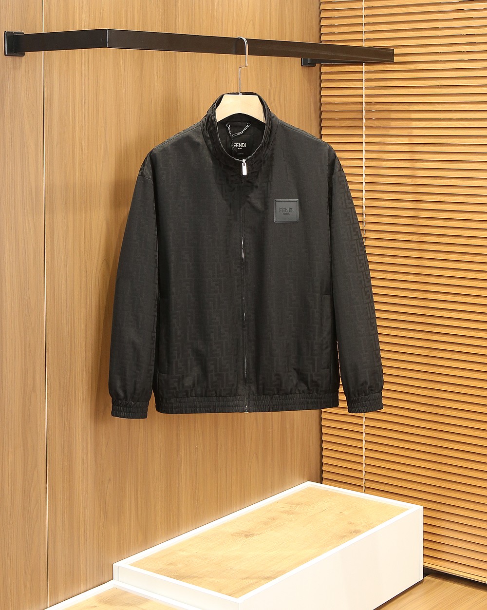 🌾2026SS早春新款芬迪最新设计款 秀场新品‼品相非常完美，三标齐全色泽饱满诱人，非常出彩的设计，轻松